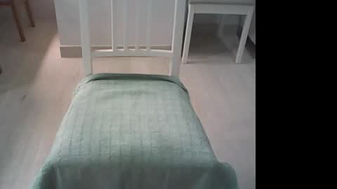 SlaveForYourPussy69 online show from December 20, 6:37 pm