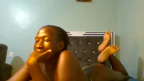 VIVIAN online show from February 7, 9:47 am