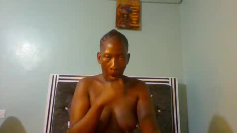 VIVIAN online show from February 9, 5:50 am