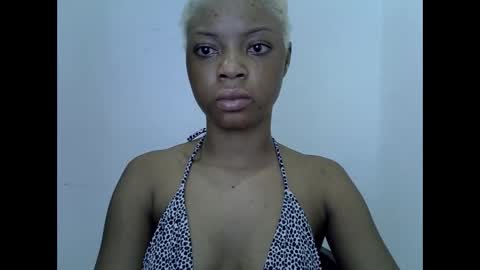 Snapshot of sexyxpeach chatting on January 17, 6:55 pm sexyxpeach online show from January 17, 6:55 pm