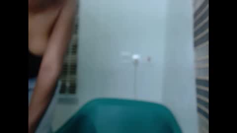 Snapshot of sexyxpeach chatting on February 17, 12:07 am sexyxpeach online show from February 17, 12:07 am