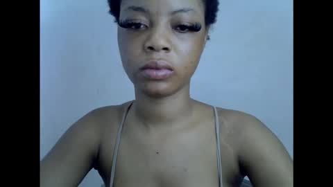 sexyxpeach online show from March 18, 9:29 pm