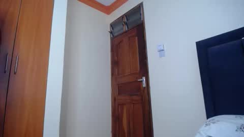 Snapshot of sexyy_talia chatting on April 11, 10:08 am Talia online show from April 11, 10:08 am