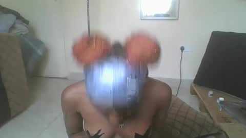 Snapshot of sexyy_tiny chatting on September 13, 8:58 am Mel online show from September 13, 8:58 am