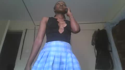 Snapshot of sexyy_tiny chatting on September 15, 10:48 am Mel online show from September 15, 10:48 am