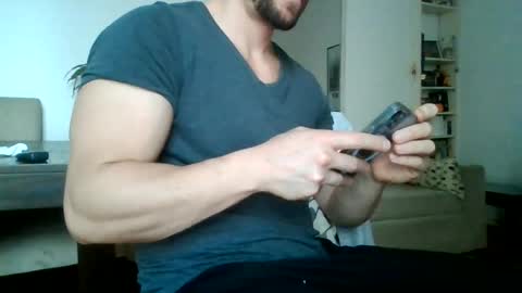 sexyyphilip online show from June 19, 6:45 pm