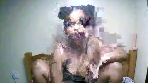 sexyyred_ online show from May 13, 11:51 am