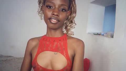 sexyzuriel online show from March 22, 11:35 am