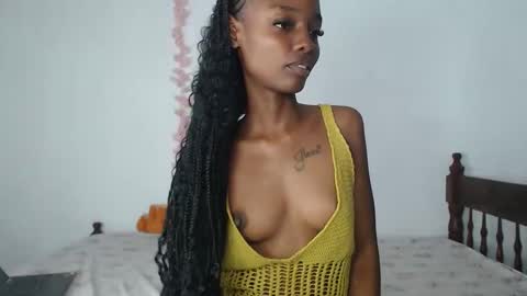 sexyzuriel online show from May 23, 12:53 pm