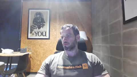 shad0w_hunter online show from February 17, 10:25 pm