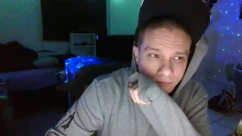 Snapshot of shades455 chatting on February 17, 7:16 am shades455 online show from February 17, 7:16 am