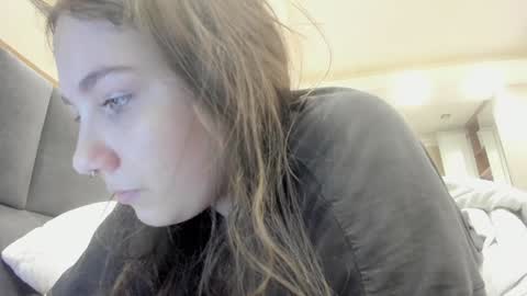 Snapshot of shadow_raffi chatting on February 8, 2:27 pm shadow_raffi online show from February 8, 2:27 pm