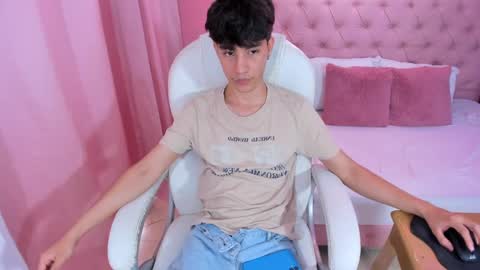 shady_stone online show from February 21, 10:15 pm