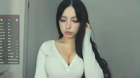 Snapshot of shaecatalina chatting on June 5, 8:20 am shaecatalina online show from June 5, 8:20 am