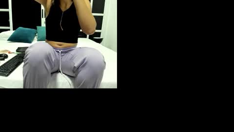 Snapshot of shagiamir chatting on September 15, 9:09 am Shagi online show from September 15, 9:09 am