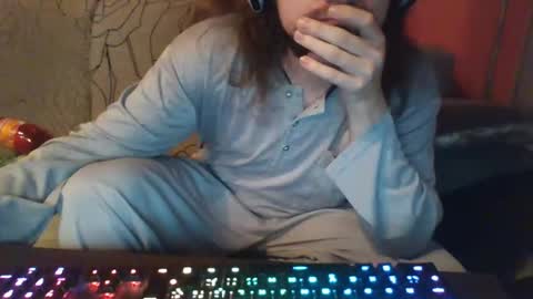 Snapshot of shalalatralala chatting on January 4, 12:48 am Shalalatralala SF online show from January 4, 12:48 am