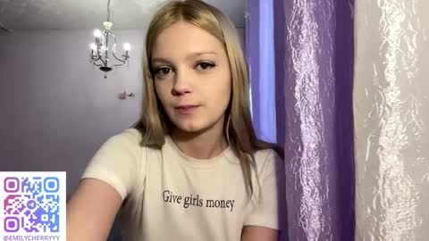 Emily online show from April 25, 11:46 am