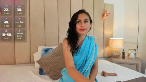 Shanily online show from May 19, 6:58 pm