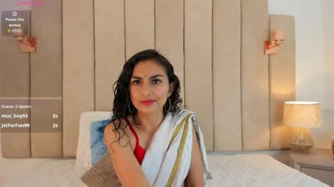 Shanily online show from May 20, 6:58 pm