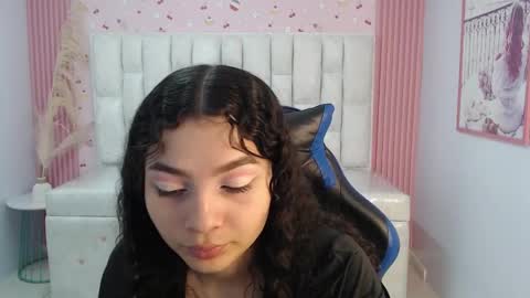 Shalon  online show from October 8, 1:42 pm