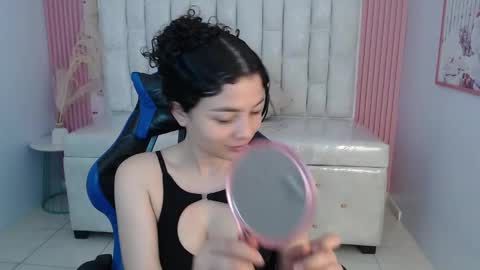 Shalon  online show from October 18, 1:23 pm