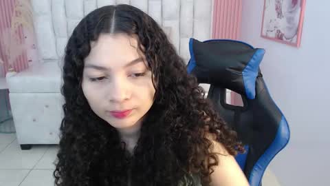 Shalon  online show from October 27, 1:15 pm