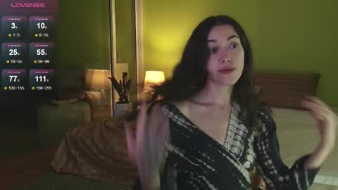 Snapshot of shamahasla chatting on September 29, 12:27 am Sade online show from September 29, 12:27 am