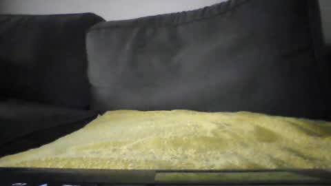 Snapshot of shamefullyshort chatting on July 16, 5:19 pm Shorty online show from July 16, 5:19 pm
