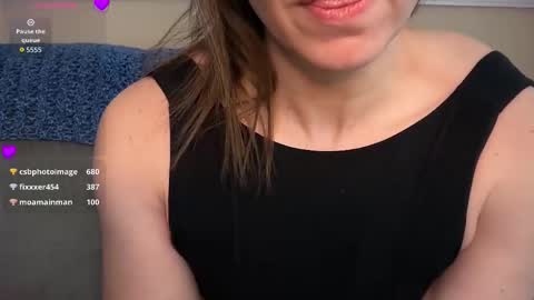 Shalynn online show from February 12, 5:08 pm