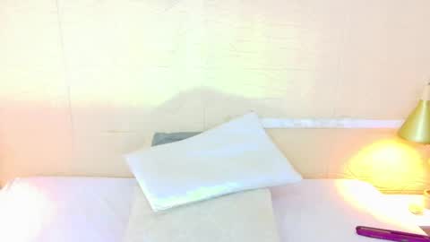 Catalina online show from January 14, 8:25 pm