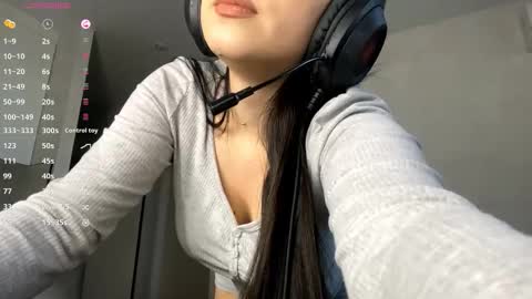 Viola online show from December 5, 8:45 am