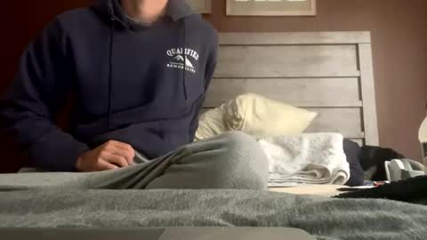 ShaneConn online show from December 1, 7:36 pm