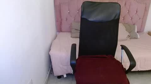 shanelle online show from March 6, 6:08 am