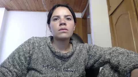 Snapshot of shanel_lozano chatting on October 14, 2:18 pm shanel_lozano online show from October 14, 2:18 pm