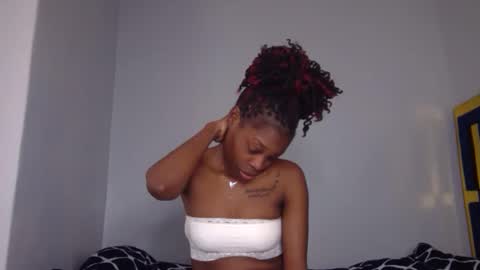 shania_sleigh online show from January 17, 8:24 am