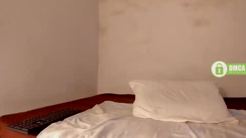 Snapshot of shaniblack chatting on January 17, 4:00 pm Danna online show from January 17, 4:00 pm