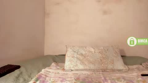 Snapshot of shaniblack chatting on February 13, 8:16 pm Danna online show from February 13, 8:16 pm