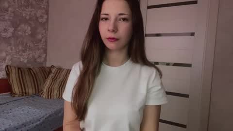 Snapshot of shanikaterwey chatting on February 18, 8:32 am Shanika online show from February 18, 8:32 am