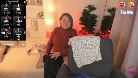 Snapshot of shannonshine chatting on February 16, 12:56 pm Shannon online show from February 16, 12:56 pm