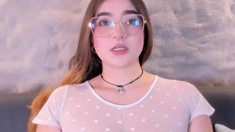 Shanntal  online show from February 21, 12:17 pm