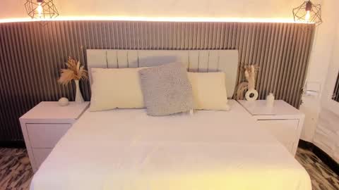 SHANON online show from October 2, 7:10 pm