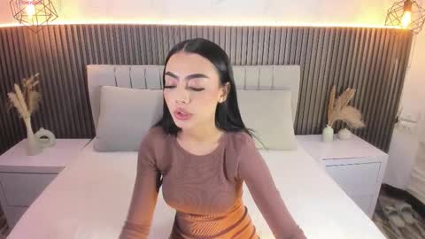 SHANON online show from November 26, 7:15 pm