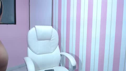 shantal online show from January 8, 8:29 pm