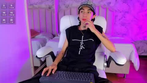 Shantal online show from November 30, 3:10 am