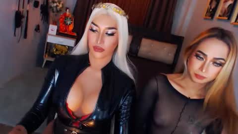 Snapshot of shantal_wildnaughty chatting on September 13, 8:52 pm SHANTAL online show from September 13, 8:52 pm