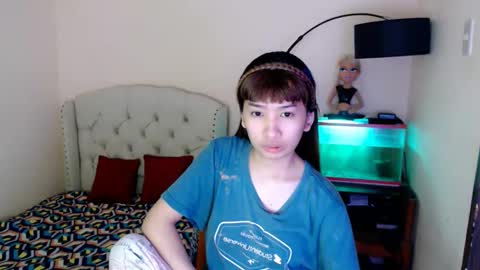 SHANTA FOX  s online show from February 14, 8:33 am