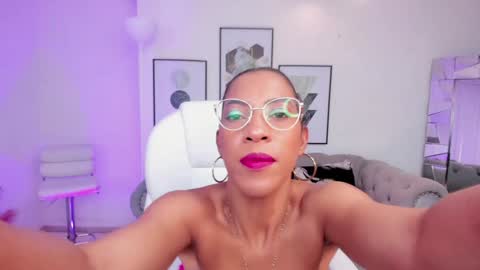 Shantall wills online show from January 25, 8:00 pm