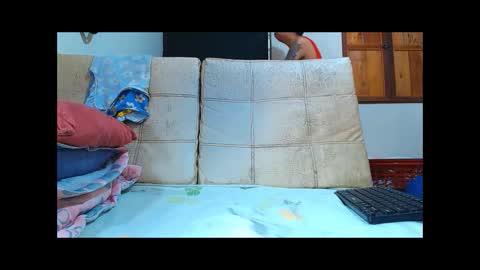 shantallfoxxx online show from April 30, 11:49 am