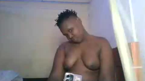 Snapshot of shanzie90 chatting on July 13, 8:11 pm shanzie90 online show from July 13, 8:11 pm