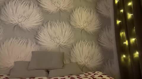 Alica online show from January 9, 8:10 pm